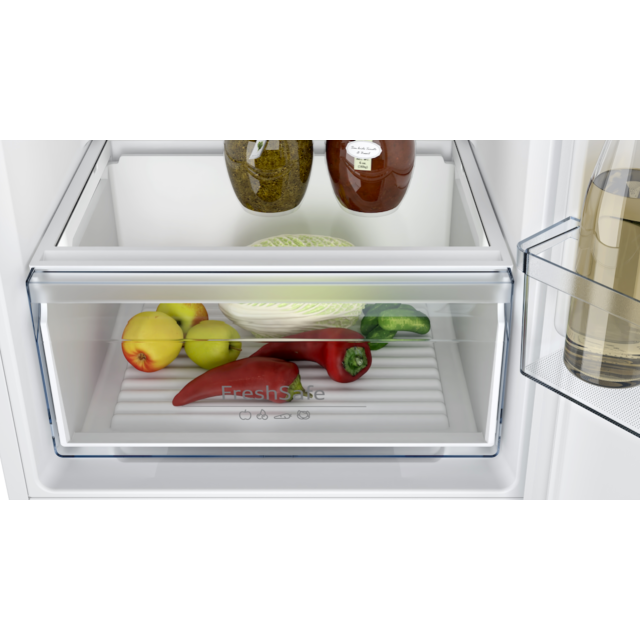 Neff KI7861SE0G, Built-in fridge-freezer with freezer at bottom