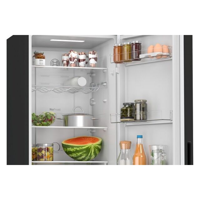 Bosch KGN27NBEAG, Free-standing fridge-freezer with freezer at bottom