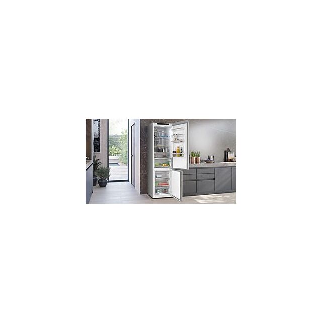 Siemens KG39NVIBG, Free-standing fridge-freezer with freezer at bottom