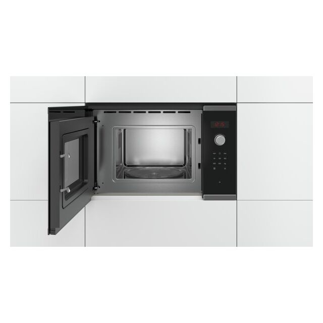 Bosch BFL523MS0B, Built-in microwave oven