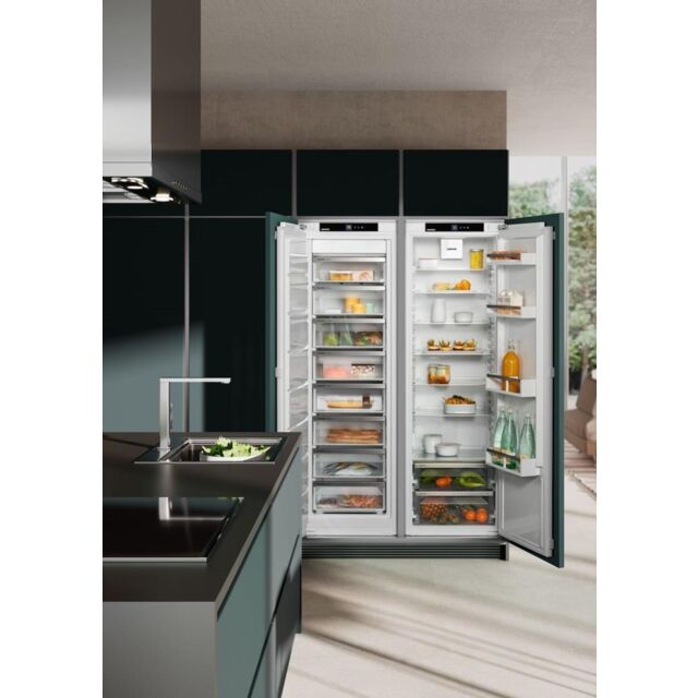 Liebherr IXRF5100 Integrated Side by Side Fridge Freezer