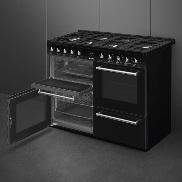 Smeg CX113GMBL 110cm Dual Fuel Range Cooker - Black