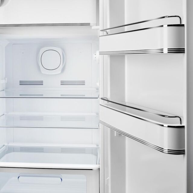 Smeg FAB28RBL6UK Retro Fridge with Icebox Right Hand Hinge - Black