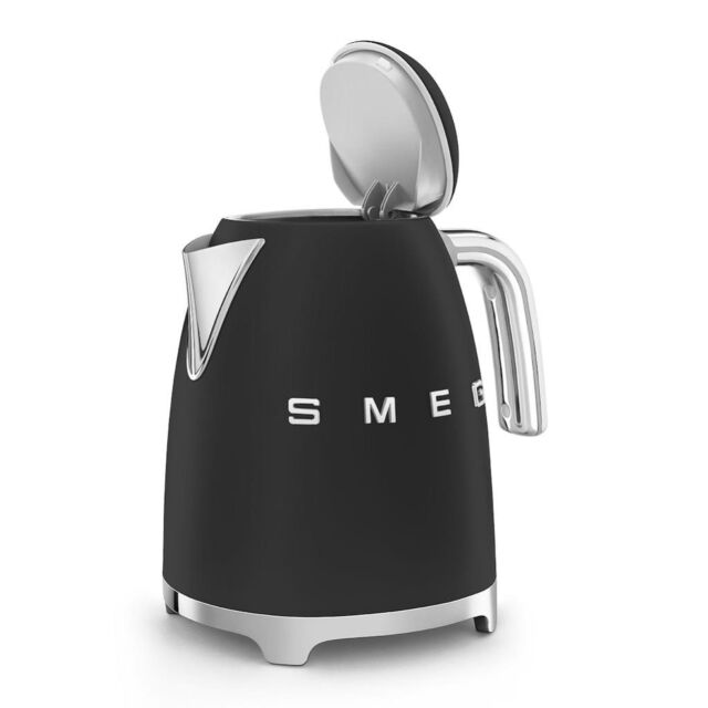 Smeg KLF03BLMUK Kettle, Black