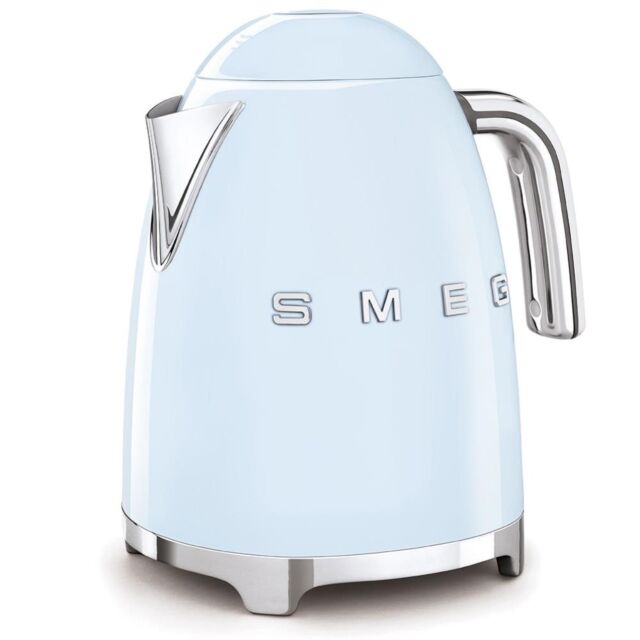 Smeg KLF03PBUK Kettle, Blue