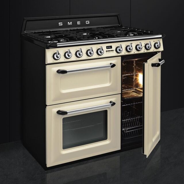 Smeg TR93P 90cm Victoria Dual Fuel Range Cooker, Cream